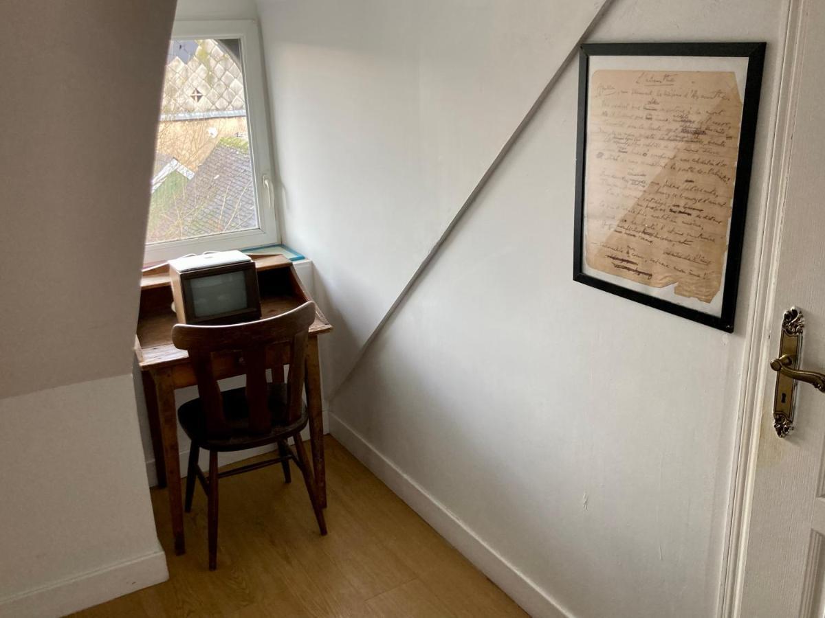L Annonce N Est Pas D Actualite Ne Pas Prendre De Reservation Villa Saint-Fargeau  Kültér fotó